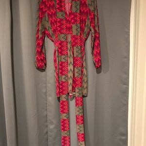 Boutique tunic/dress. Long wrap belt .Size S.